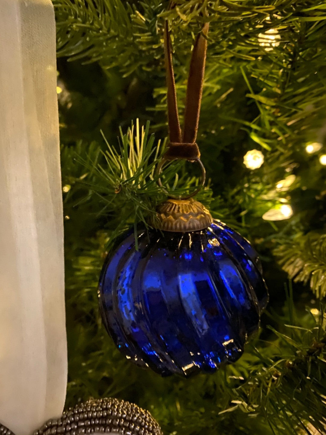 Customer photo review of Set of 4 Blue Mercury Glass Ornaments (3.15 Inch Classic Twist Ball) - Perfect for Christmas Tree, Hanging Holiday Decoration, Gifts & Home Decor