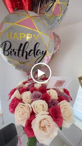 Customer video review of Kiky Deluxe Rose Bouquet