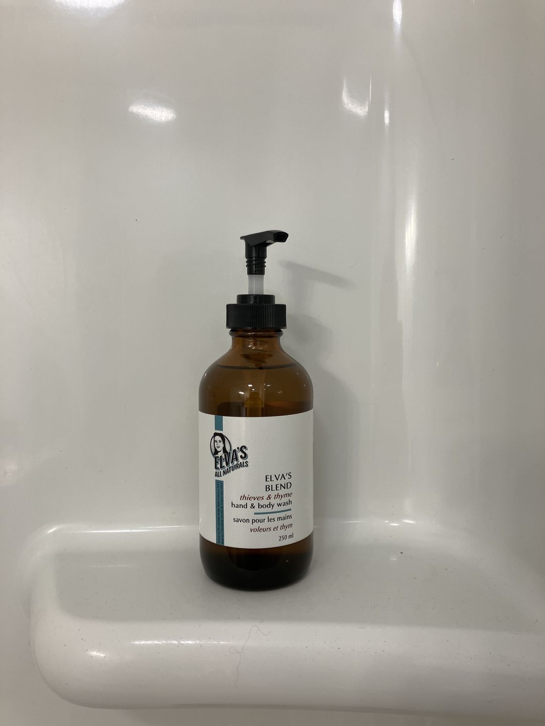 Customer photo review of ELVA'S BLEND Thieves & Thyme Hand & Body Soap