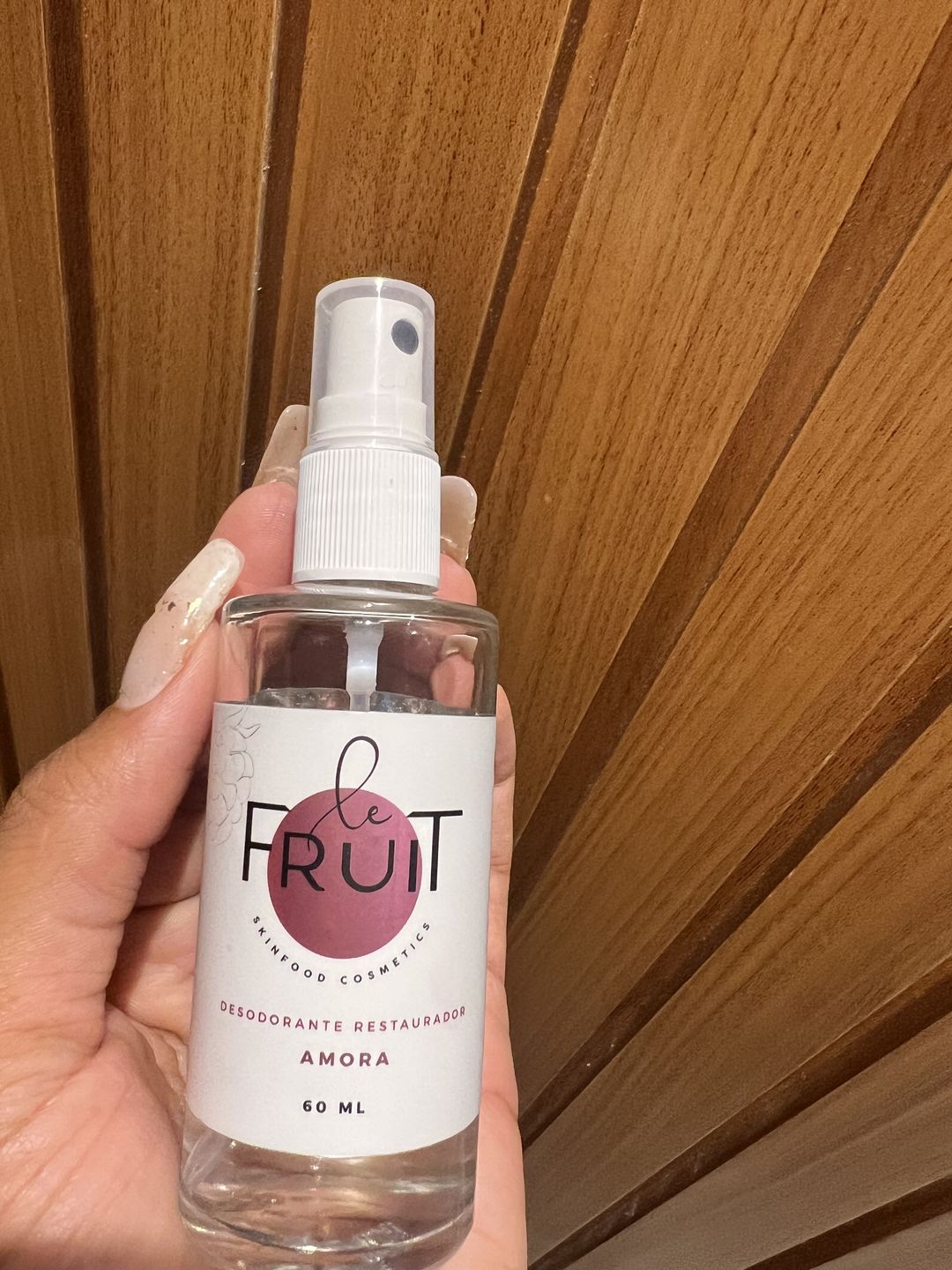 Customer photo review of Desodorante Hidratante