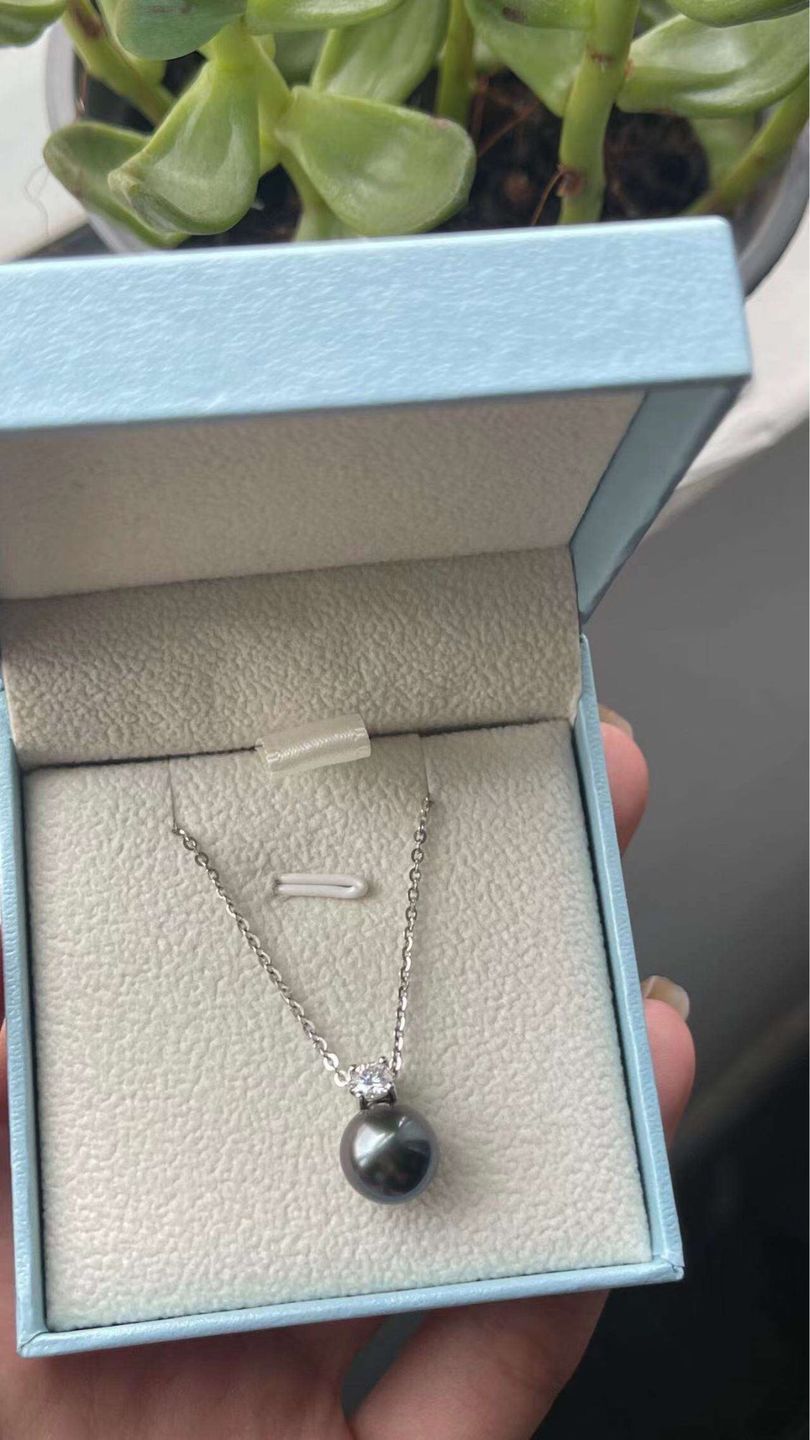 Customer photo review of Collier Perle de Tahiti<br>Inèss