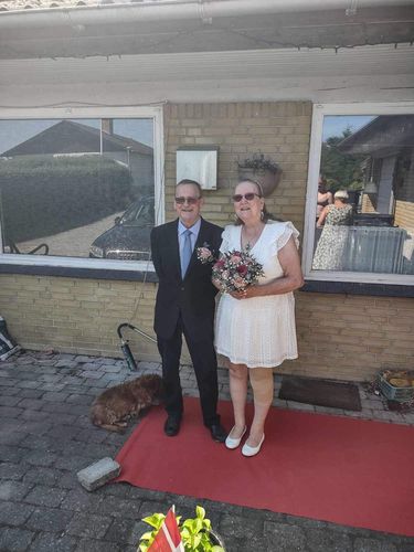 Customer photo review of Tredobbelte Lotuskrystal øreringe