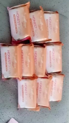 Customer photo review of HONEST GLOW KOJIC PAPAYA SOAP 70G