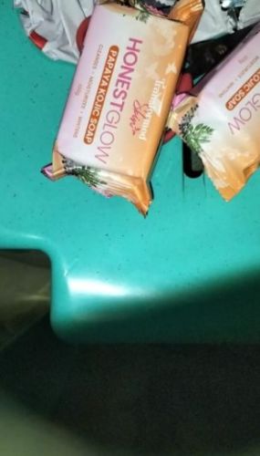 Customer photo review of HONEST GLOW KOJIC PAPAYA SOAP 70G