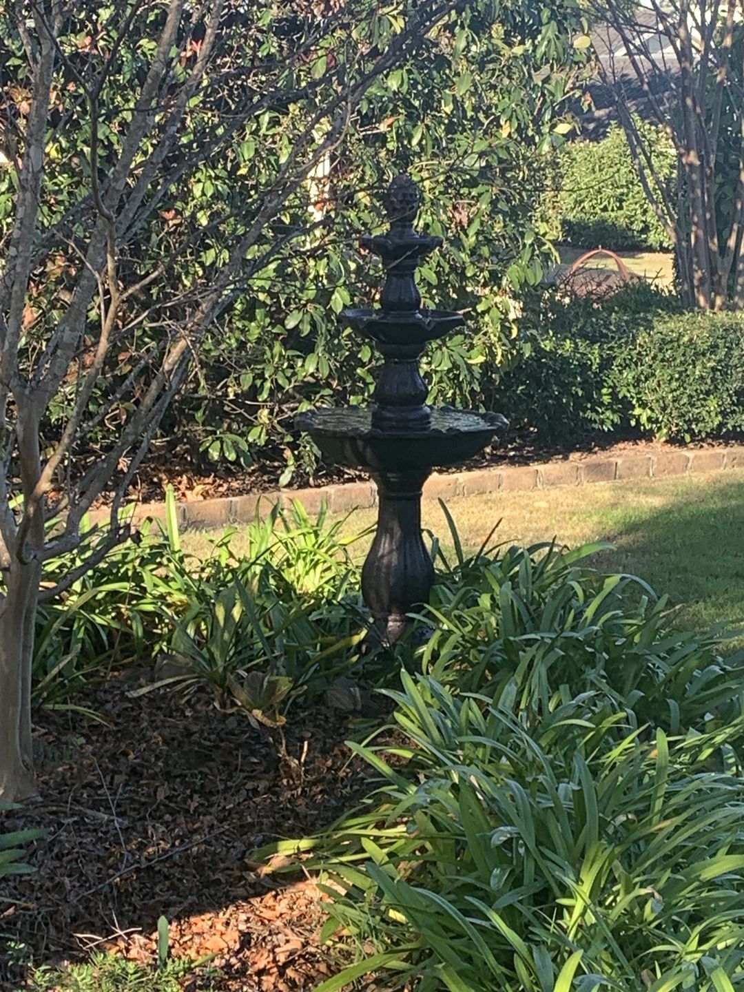 Customer photo review of Avery 3-Tier Bird Bath Fountain - 133cm Exclusive
