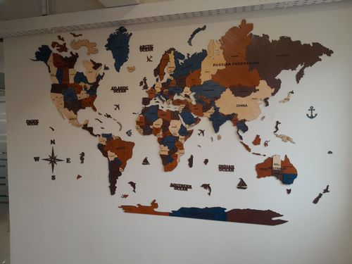 Customer photo review of 3D Wooden World Map brown and Blue