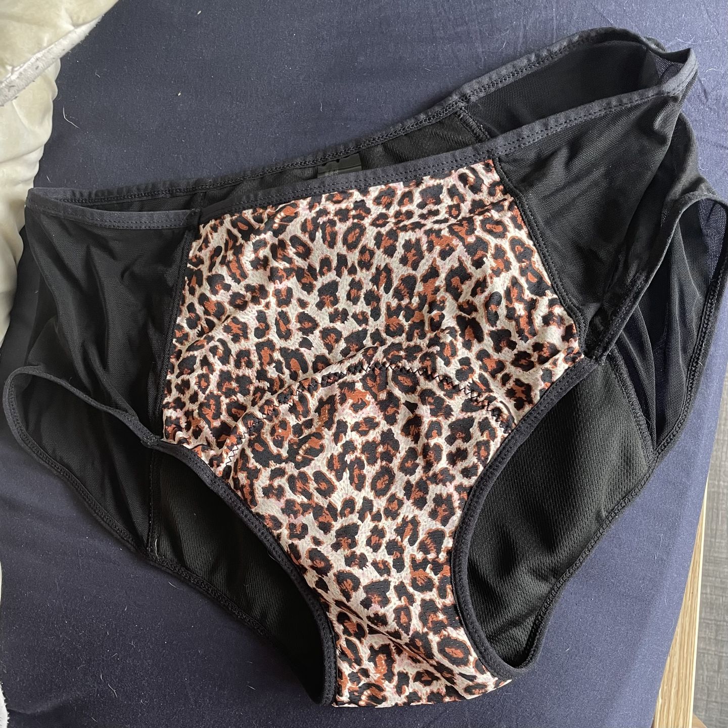 Customer photo review of Culotte Menstruelle gainante Clara (taille haute)