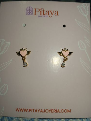 Customer photo review of Aretes Sailor Moon