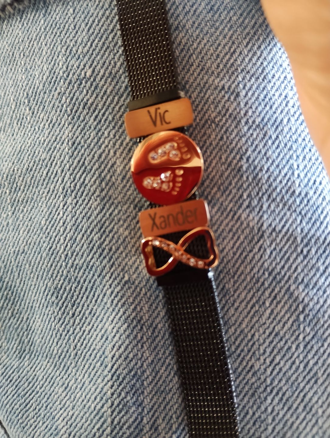 Customer photo review of Mesh charm name rosé gold