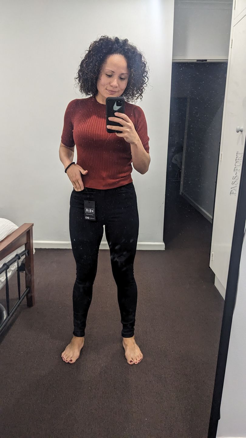 Customer photo review of Impact High Waisted Skinny Jeans - Black