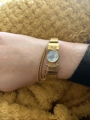 Customer photo review of Mesh charm name gold