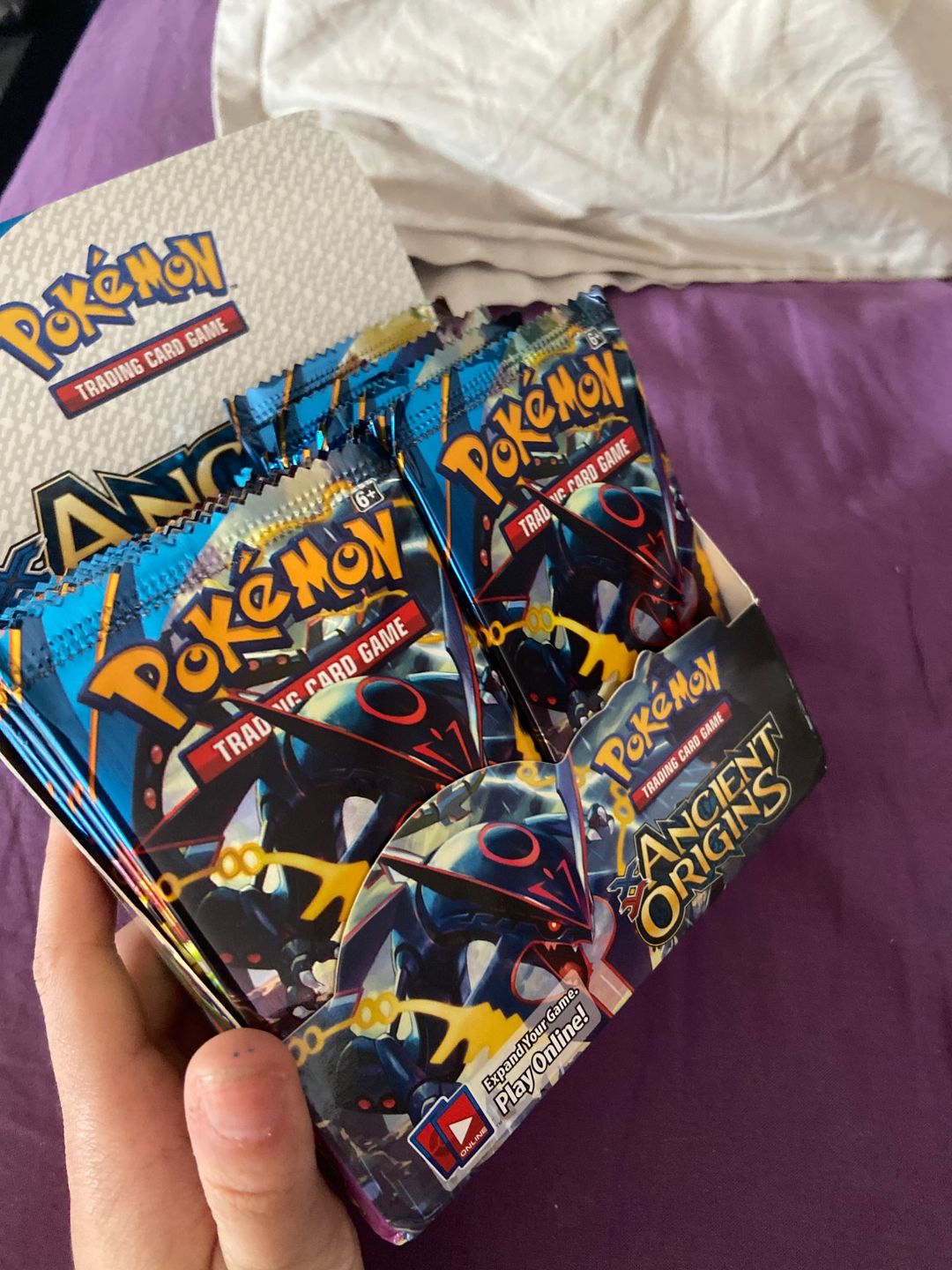 Customer photo review of 324Pcs Pokemon Box Trading Karte Spiel