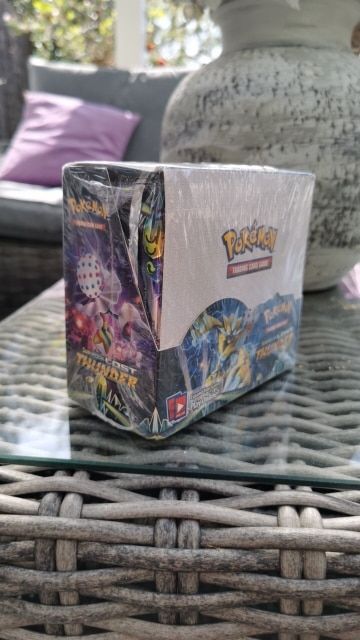 Customer photo review of 324Pcs Pokemon Box Trading Karte Spiel