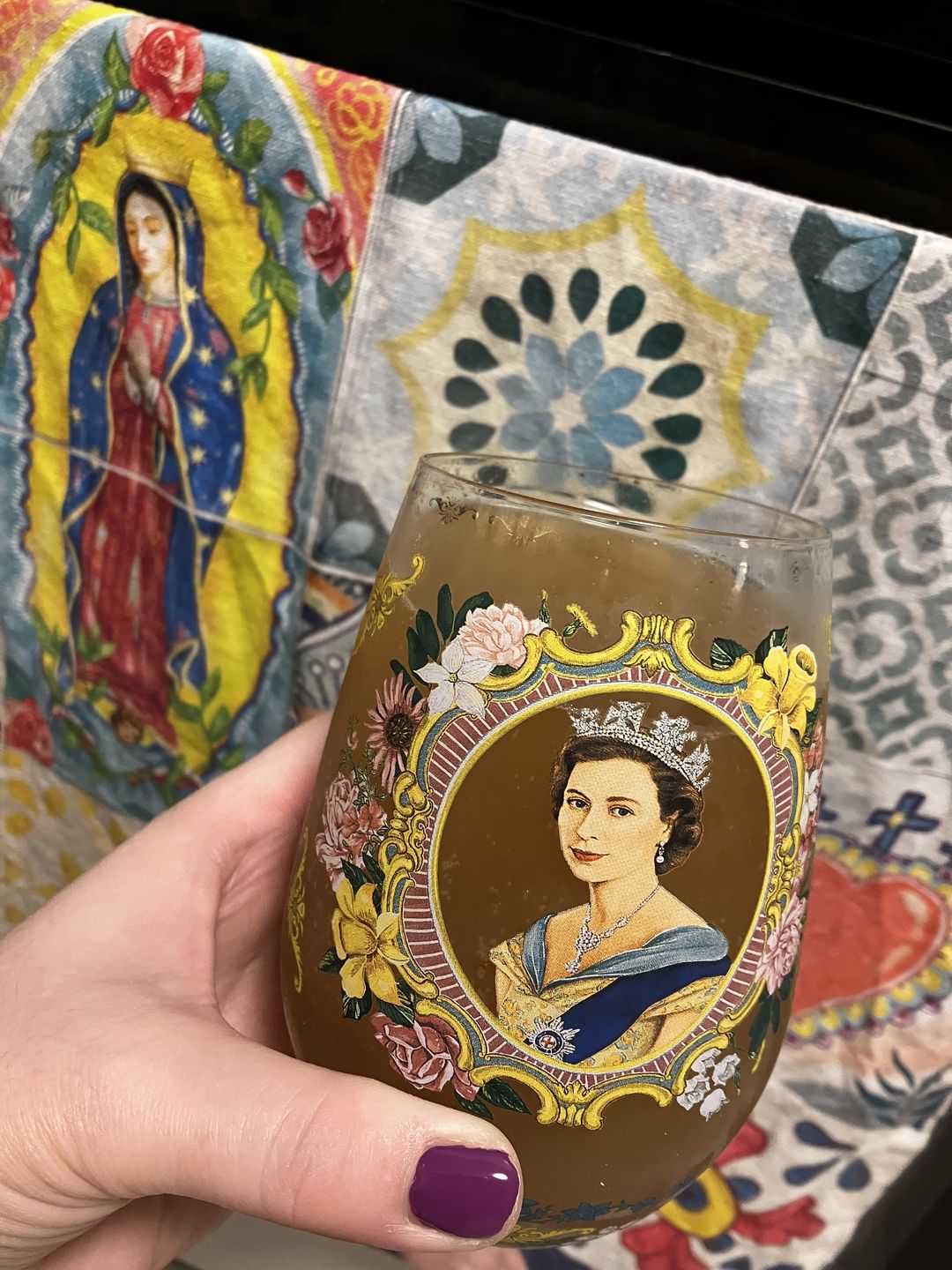 Customer photo review of Glass Tumblers Her Majesty The Queen