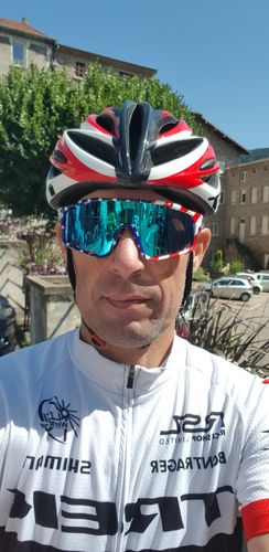 Customer photo review of Kapvoe X76 Sports Sunglasses