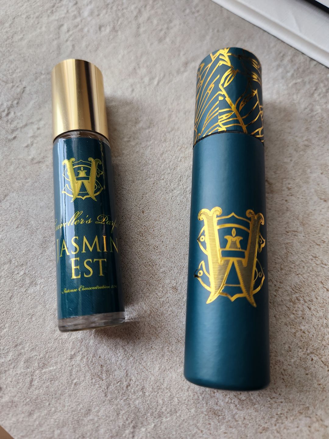 Customer photo review of Jasmin Est