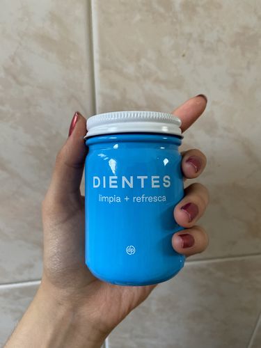 Customer photo review of Pasta de dientes (90gr)