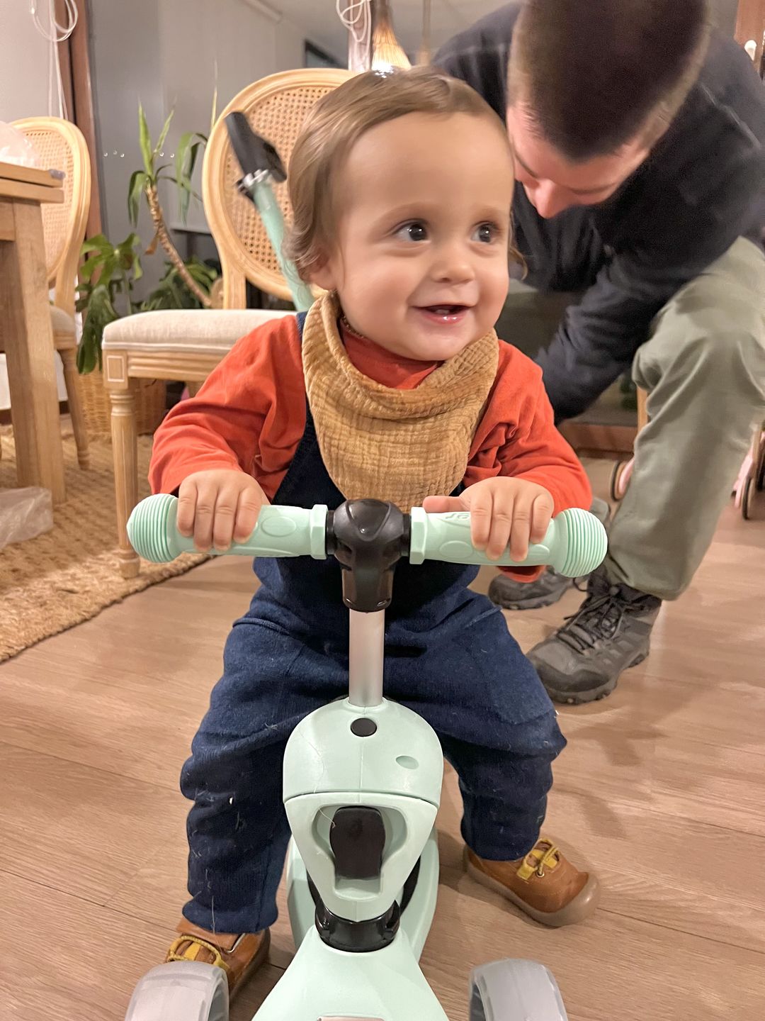 Customer photo review of Scooter para niños y niñas 3 en 1