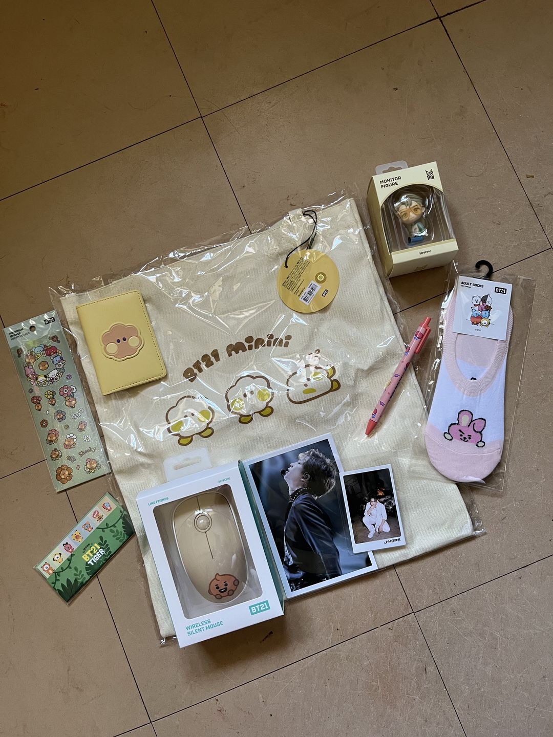 Customer photo review of BTS MYSTERY RANDOM BOX [RENEWAL VERSION]