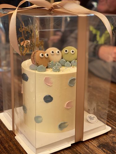 M. review of CANDY BAR image 1 out of 1