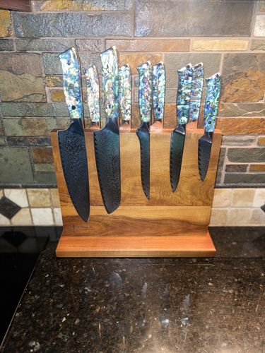 Customer photo review of "Umi" Collection - Japanese VG10 Damascus Steel Knife Set with Abalone Shell Handle