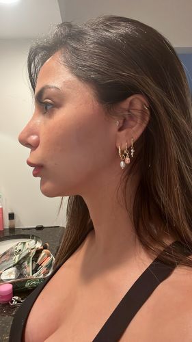 Customer photo review of Amy Earring Set