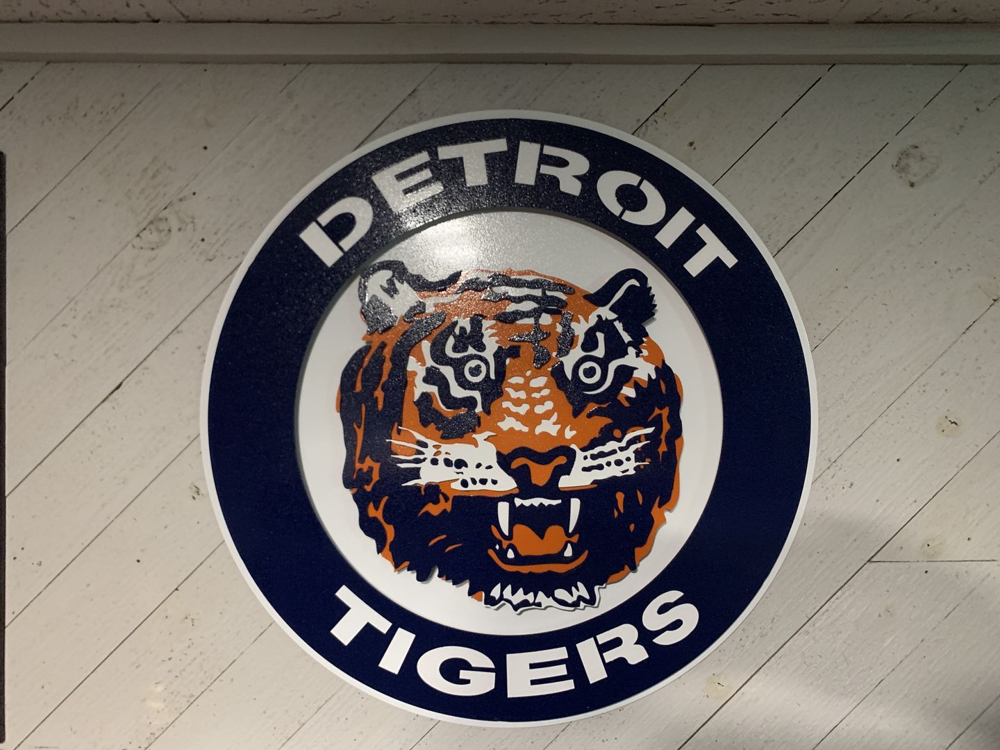 Customer photo review of Detroit Tigers Crest Logo 3D Metal Wall Art