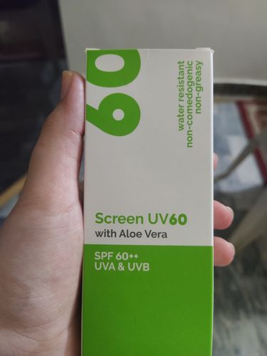 Customer photo review of Screen UV60 with Aloe Vera