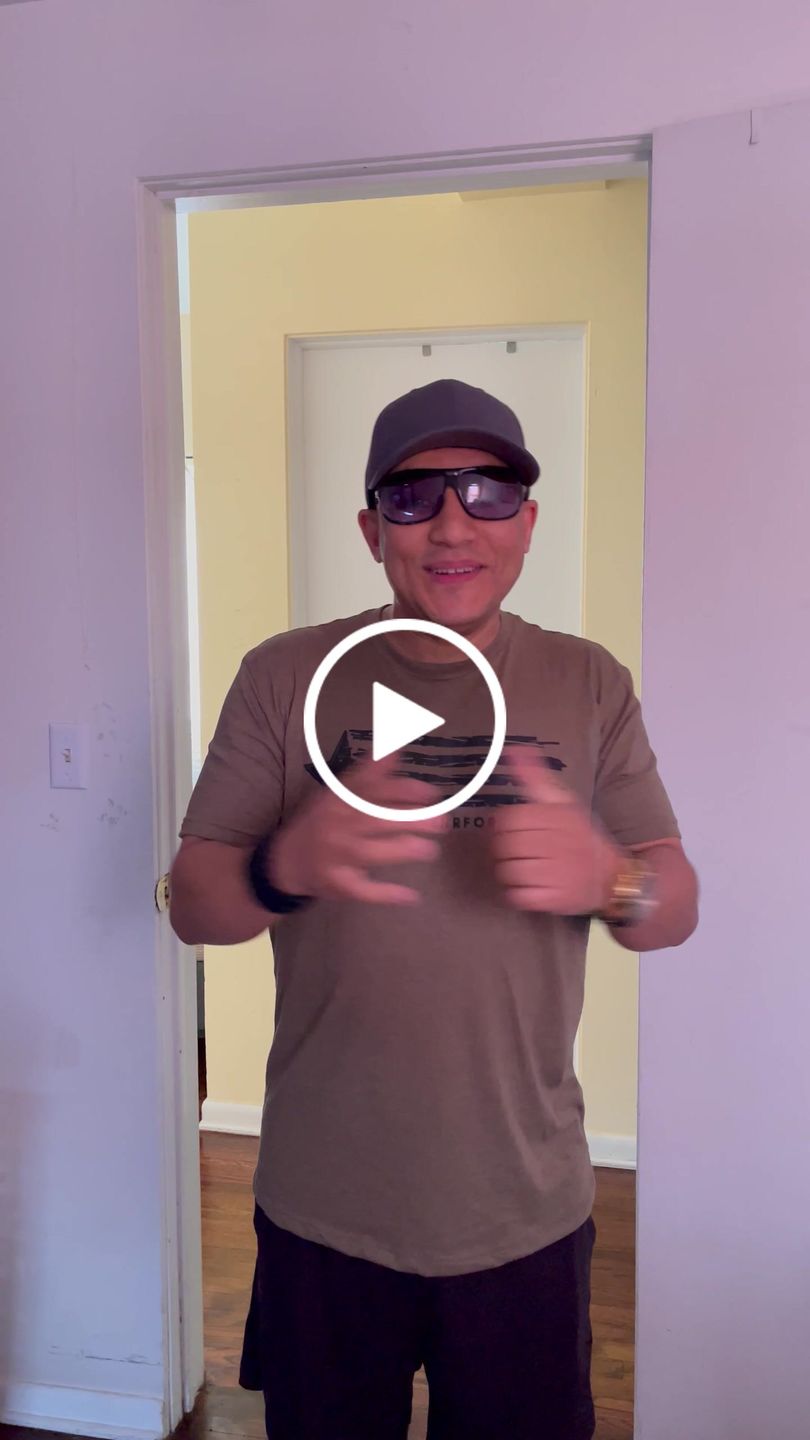 Customer video review of Live In The Moment - Long Sleeve