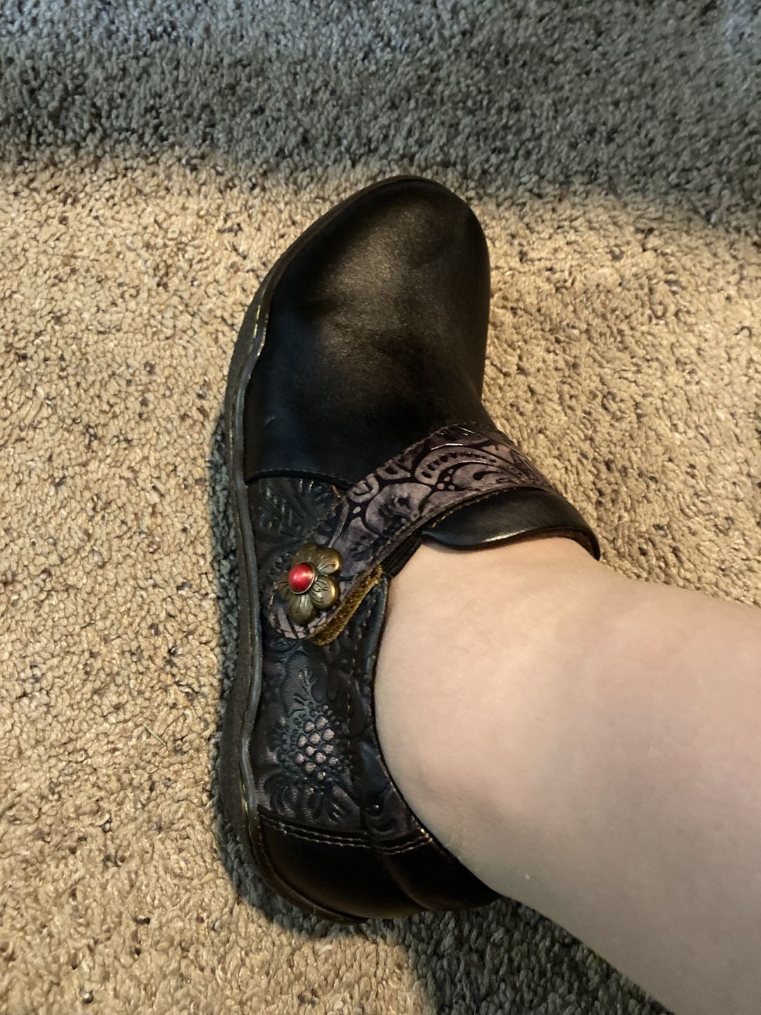 Customer photo review of Vintage Genuine Leather Comfy Flat Shoes