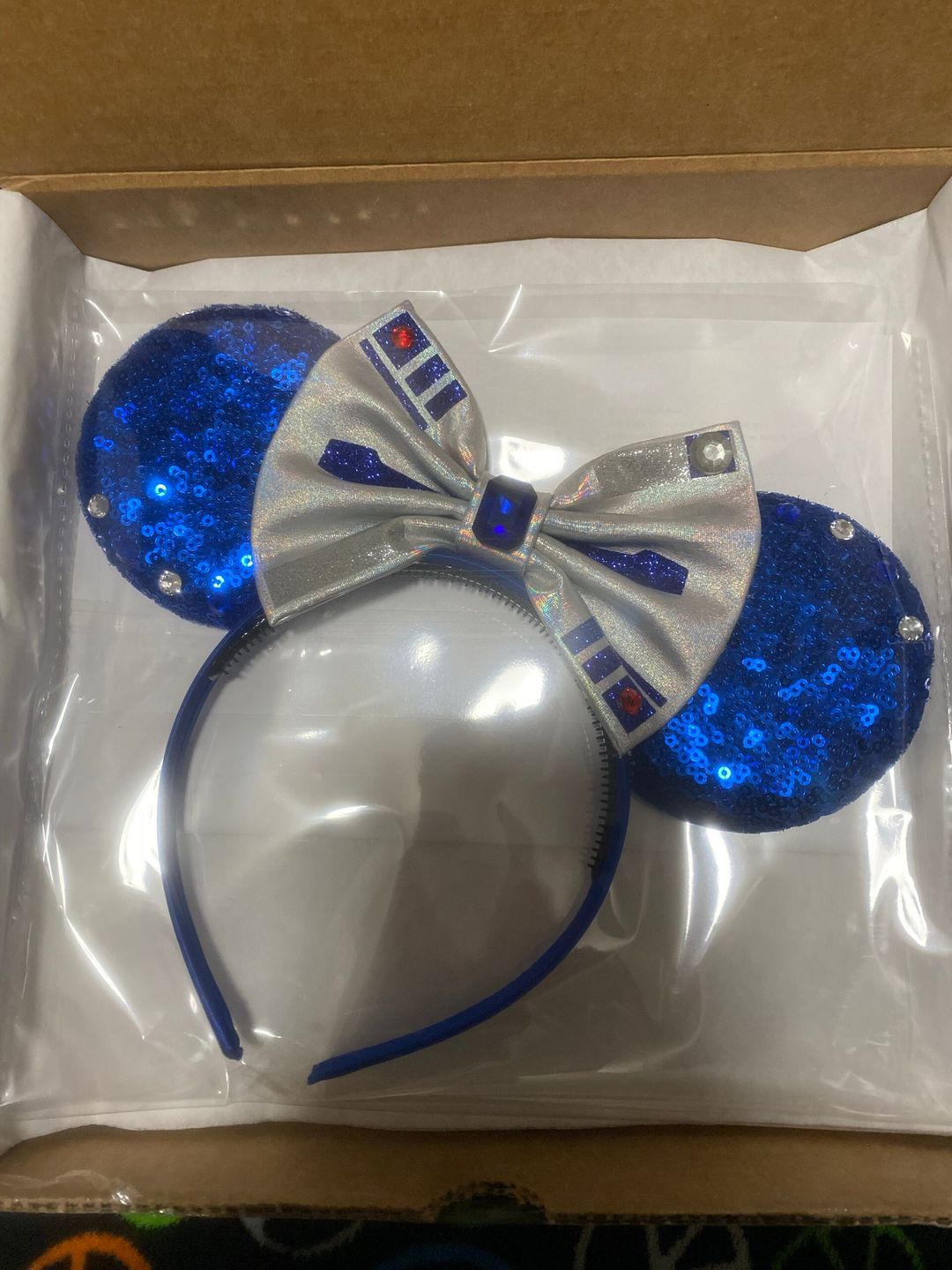 Customer photo review of Blue Robot Mouse Ears