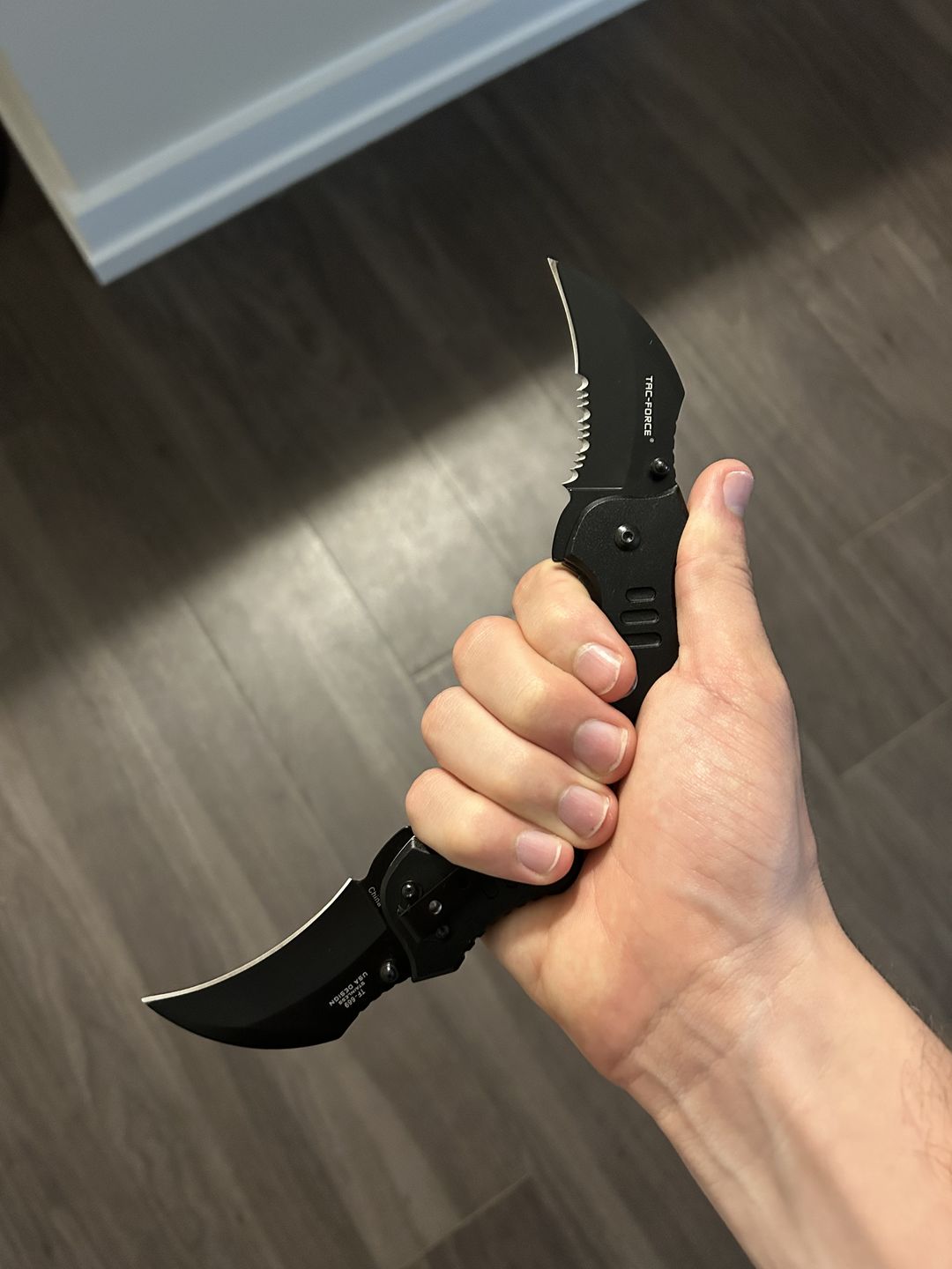 Customer photo review of Mystery Karambit Box™