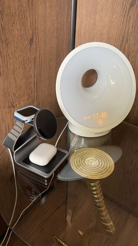Customer photo review of Premium 3 in 1 Aluminum Alloy MagSafe Charging Stand