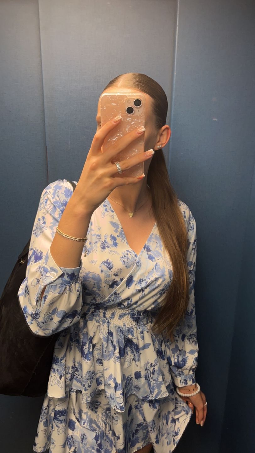 Customer photo review of Cube Stones Ring | 18K vergoldet