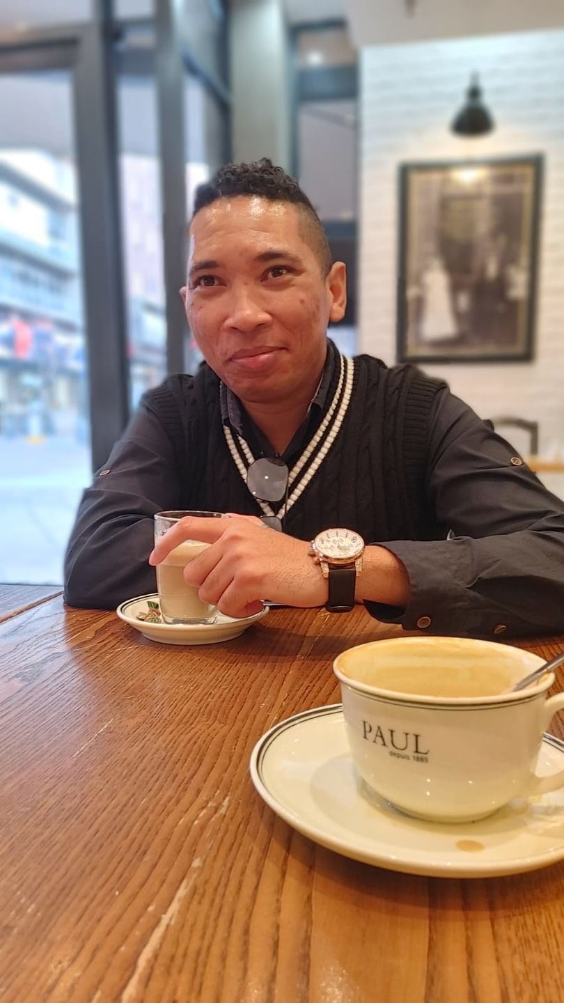 Customer photo review of Unisex Black & White Cricket Vest