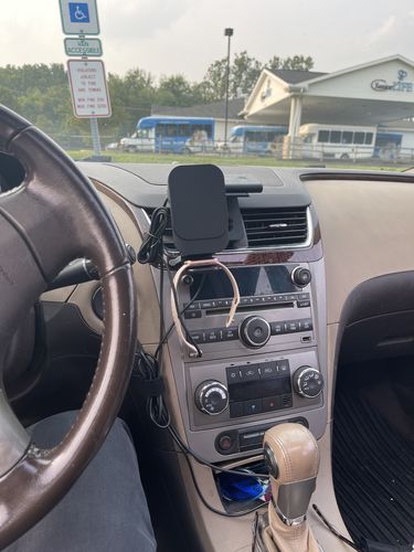 Customer photo review of 3 in 1 Car Mount Magsafe Wireless Charger