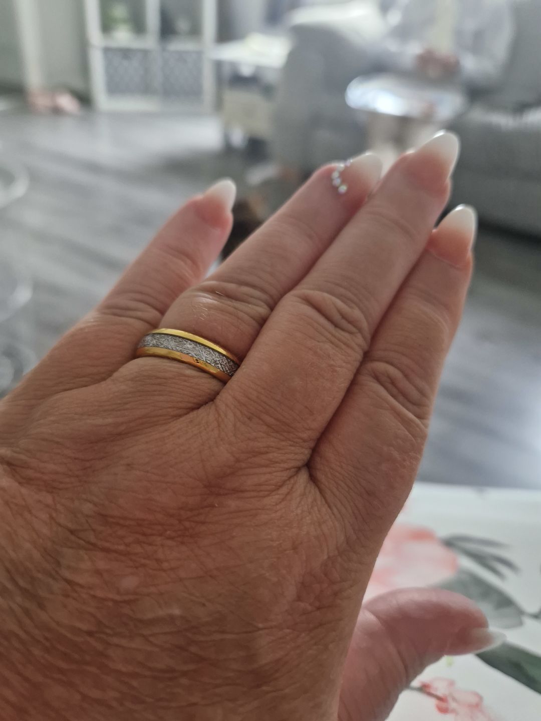 Customer photo review of The Golden Steel 6mm Wonder Ring