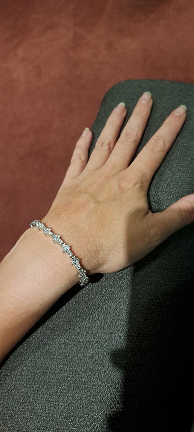 Customer photo review of HONEYCOMB BRACELET. - 3MM WHITE GOLD