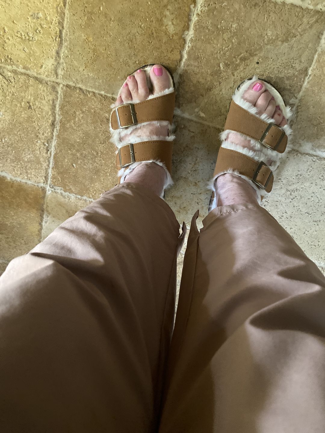 Customer photo review of LADIES FELICIA SCUFF