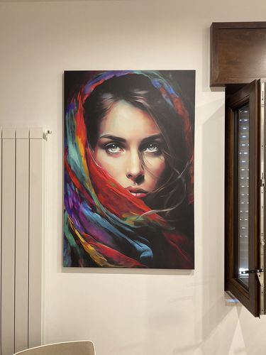 Customer photo review of Lo sguardo enigmatico
