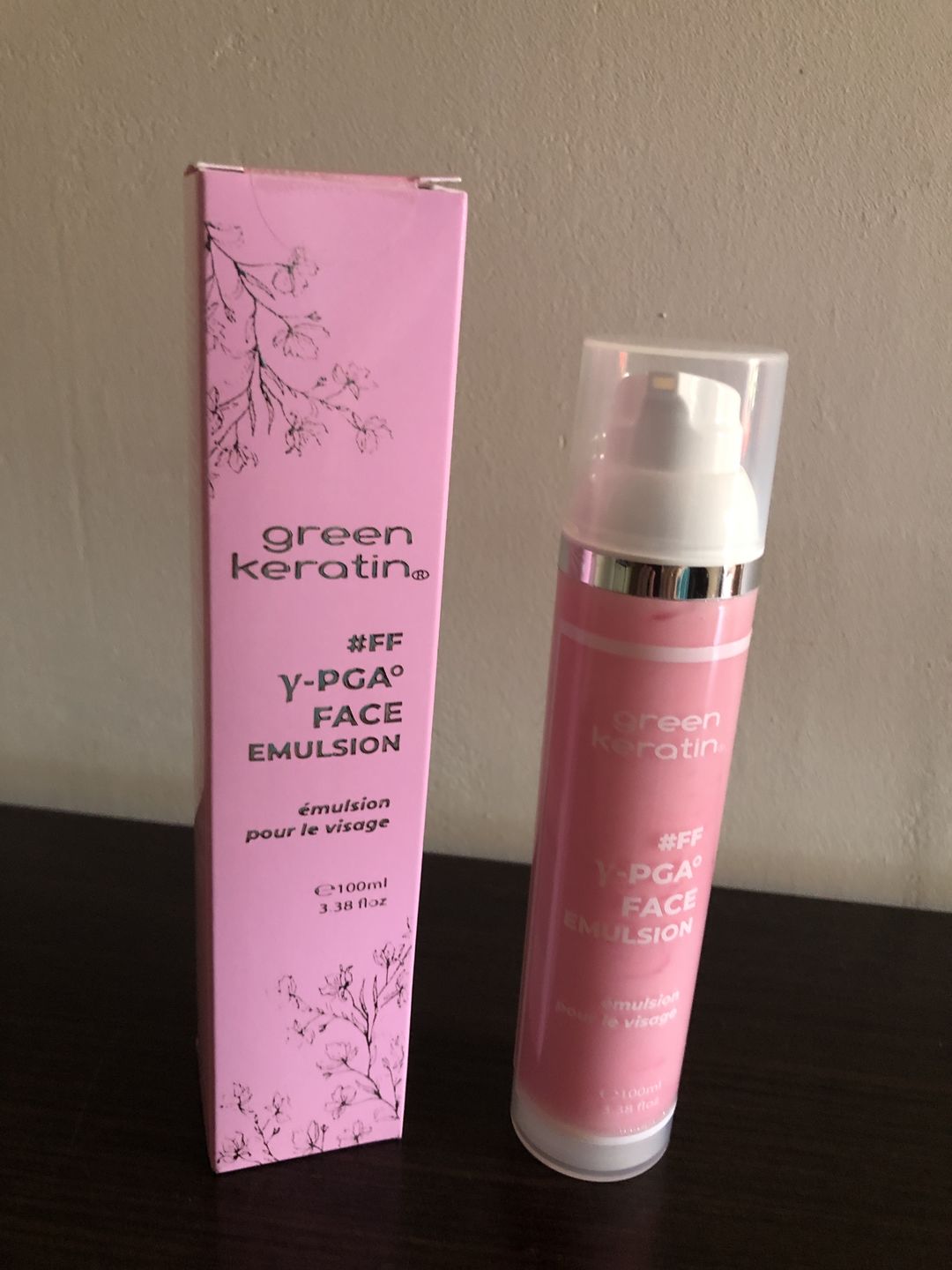 Customer photo review of Y-PGA Emulsion pour le visage, Sans Parfum