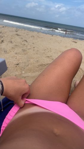 Customer photo review of Accelerating Tanning Moisturiser (Tube)