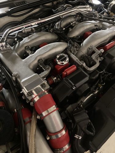 Customer photo review of Carbon fiber NIS Silver Aluminum ENGINE Oil Cap