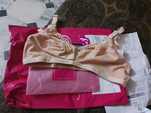 Customer photo review of Buttercup-Knitted cotton Sweat Free Bra with a Lace Stripe
