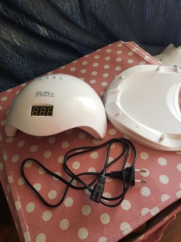 Customer photo review of Комбинирана UV/LED Лампа за Нокти/Гел Лак/Маникюр - SUN5 48W