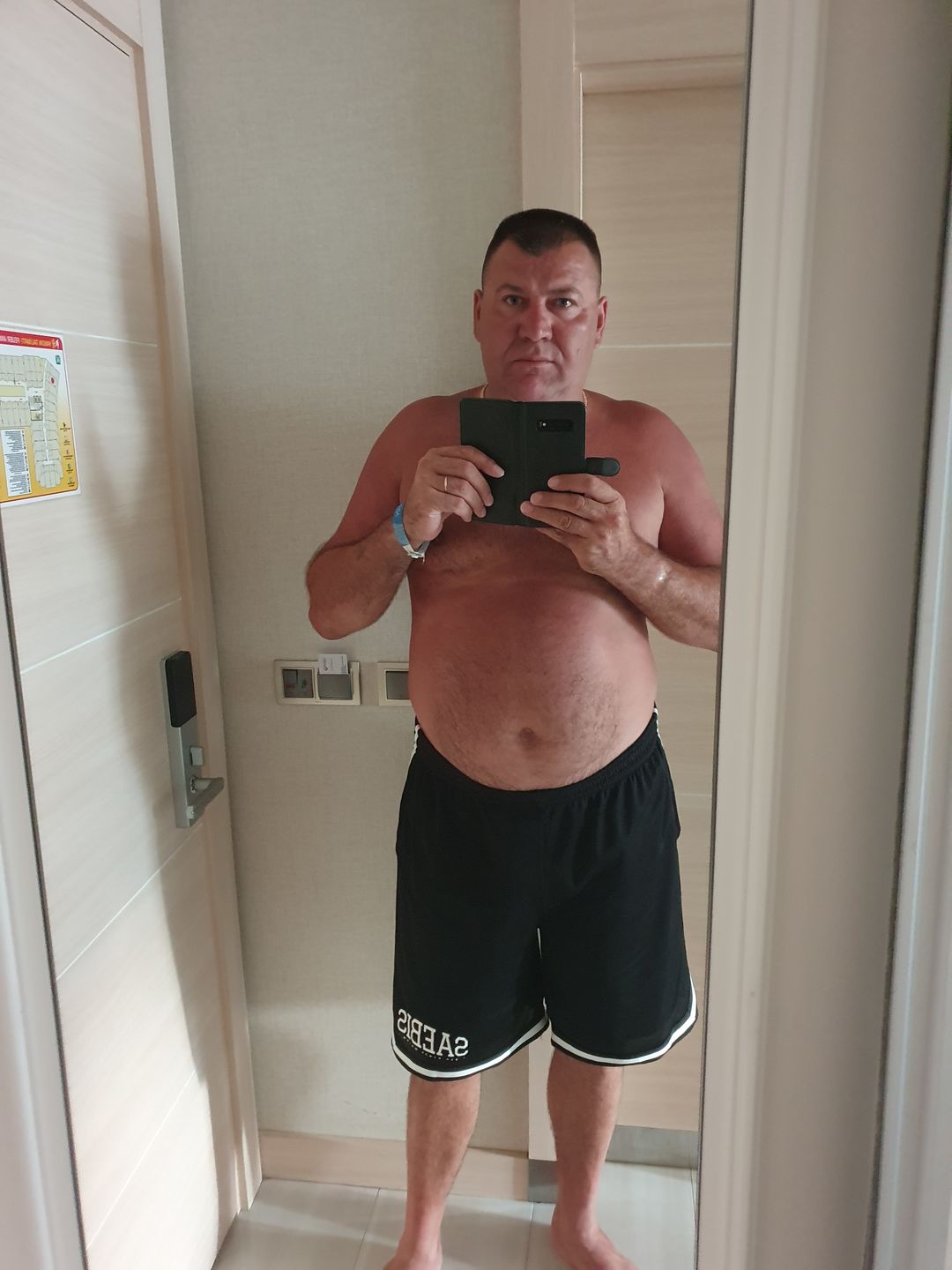 Customer photo review of Lifestyle Herren Shorts schwarz mit weißen Streifen by SAEBIS®