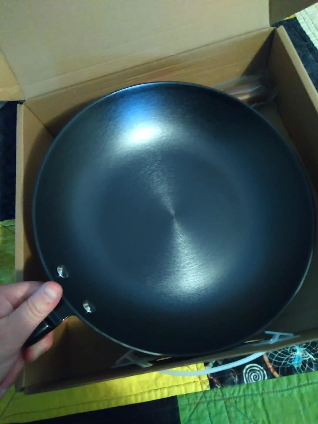 Customer photo review of WANGYUANJI Cast Iron Skillets 10"
