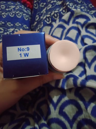 Customer photo review of Mineral Foundation TV Paint Stick