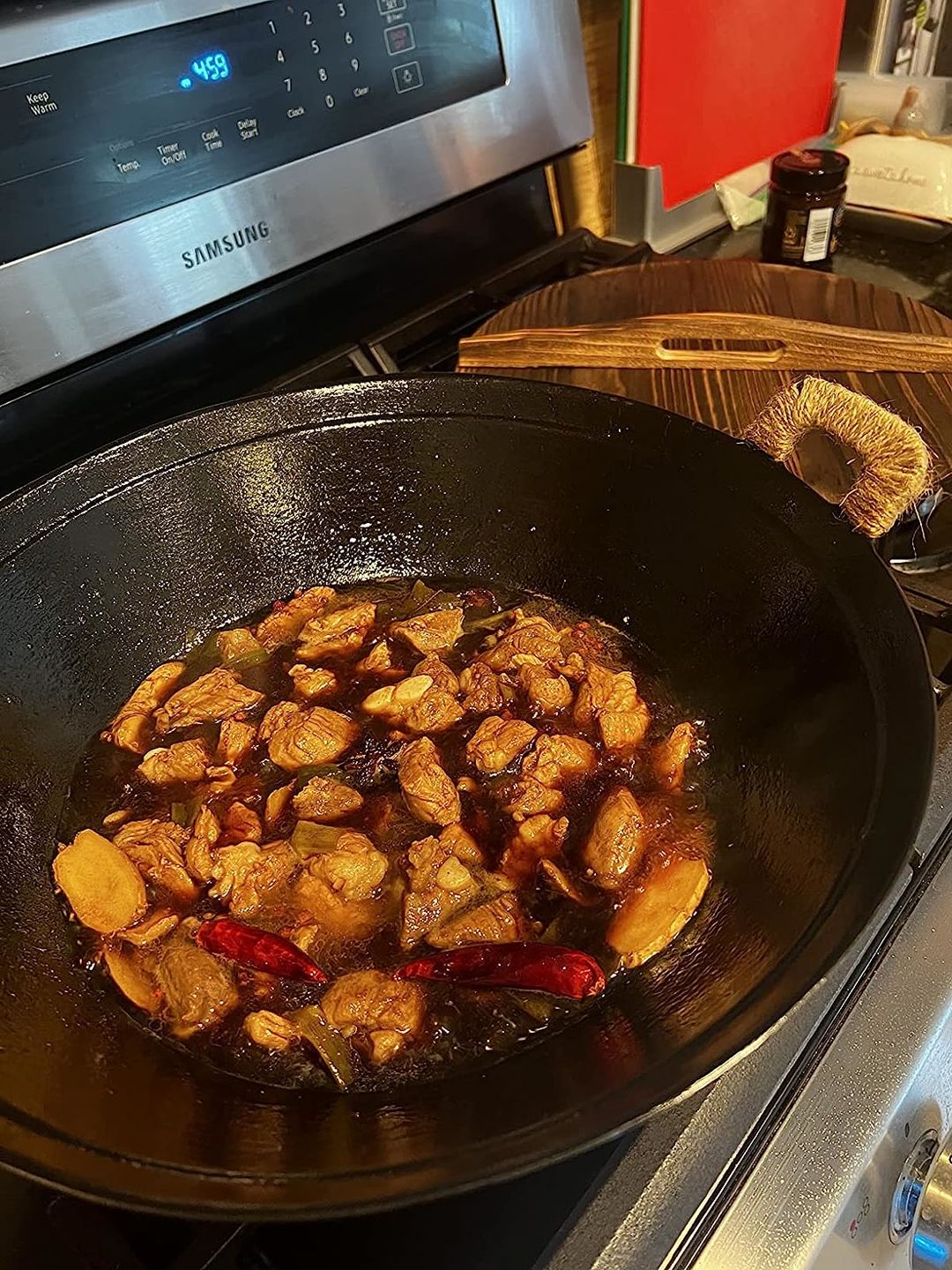 Customer photo review of WANGYUANJI Handmade Cast Iron Wok with Dual Handle