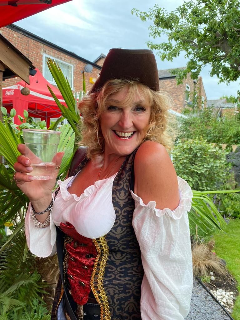 Customer photo review of High Seas Pirate Wench Costume